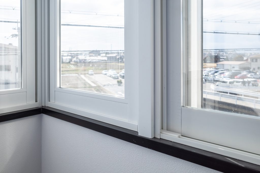 オール樹脂サッシとは