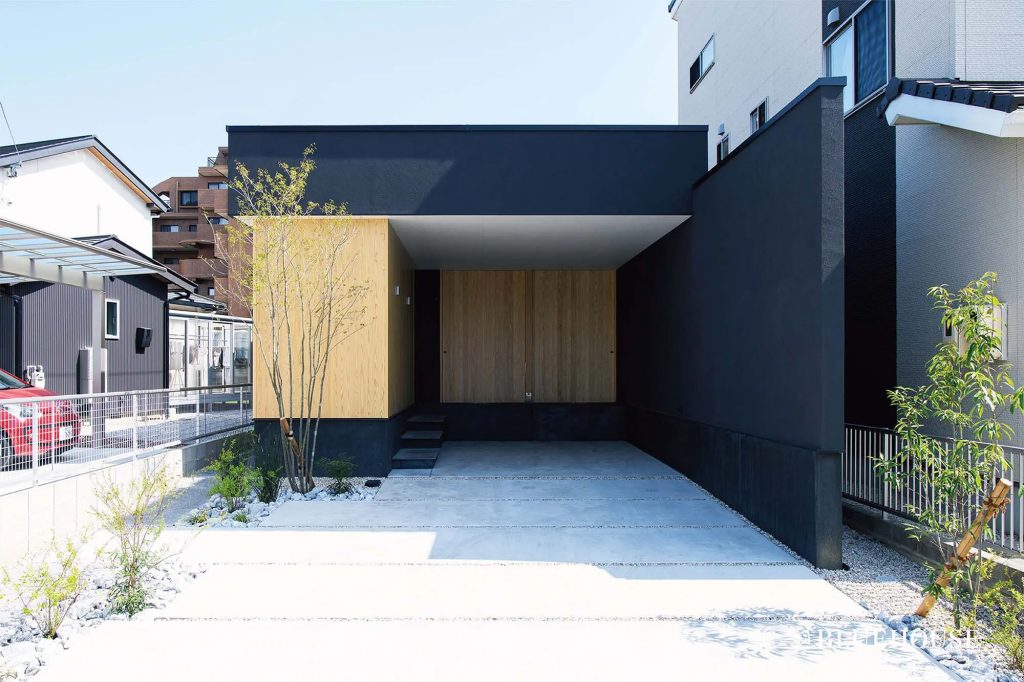 高級感あふれる和モダンな外観