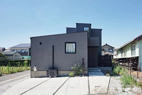 平屋のように暮らす2階建
