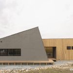 建築家と建てる平屋グレー×木目外壁の家｜後悔しないための色・素材選び、素敵に見せるポイント