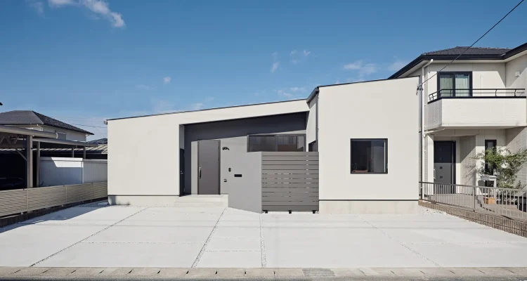 外観｜平屋×片流れ屋根で理想の家を実現するために｜外観・高さ・勾配の考え方とおしゃれに見せるコツ